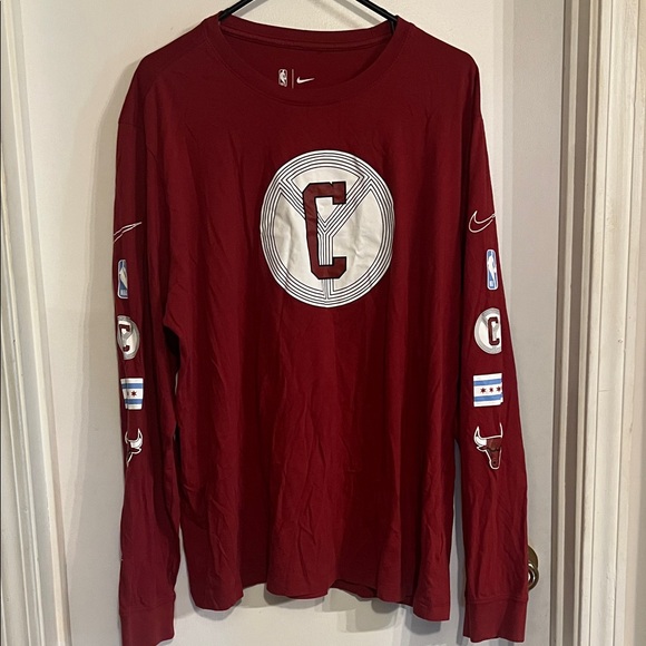 Nike Other - Nike Men's Maroon Graphic Long Sleeve Shirt